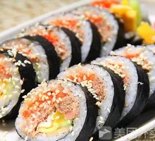 Tuna Seaweed Rice Roll with Kombu Soup