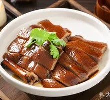 Home-style Soy-Glazed Goose