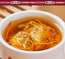Bird's Nest Mushroom and Old Chicken Soup