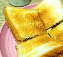 Pandan Coconut Toast