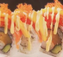 Salmon Mango Roll