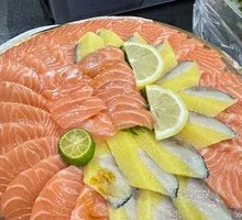 Salmon Happiness Plate Sashimi