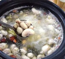 Bull Penis, Egg, and Softshell Turtle Stew