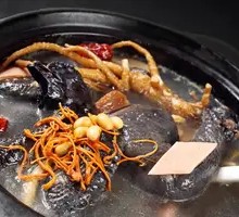 Bird's Nest Mushroom Stewed Chicken