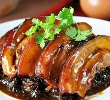 Preserved Vegetable Braised Pork