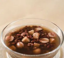 Red Bean and Peanut Dessert Soup