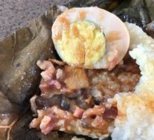 Stuffed glutinous rice chicken