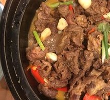 Braised Beef Brisket in Clay Pot