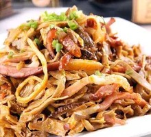 Stir-Fried Bamboo Shoots with Pork