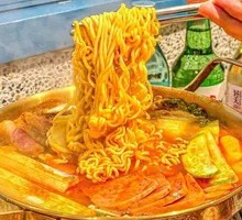 Korean Military Rice Cake Hot Pot