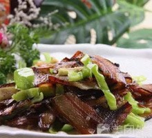 Green Pepper Stir-fried Pork Belly Rice