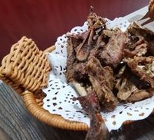 Salted Pepper Duck Bones