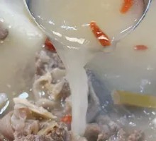 滋补羊肉煲