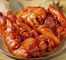 Crispy Pork Knuckle Luosifen