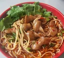 Sour Cabbage Pork Intestine Noodles