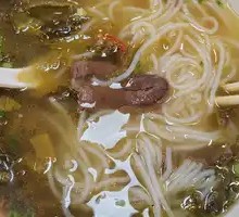 Sour Cabbage Beef Noodles