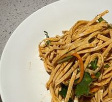 Dried Cordyceps with Tofu Skin Strips