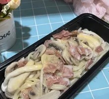 White Sauce Bacon Pasta