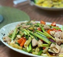 Sour Cabbage with Pork Intestines