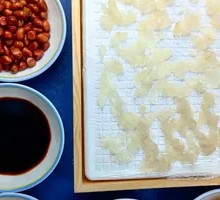 Signature Shunde Fish Sashimi (Two Flavors from One Fish)
