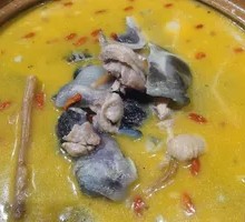 Clay Pot Turtle Chicken Stew