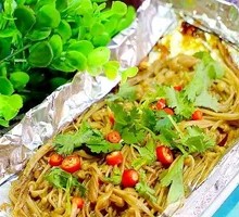 Aluminum Foil Boiled Noodles