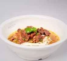 Sour Cabbage Beef Noodle Soup