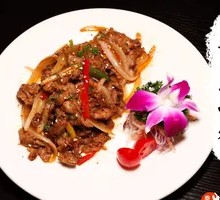 Seven-Flavor Beef Stir-Fry