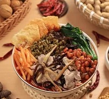 Three Delicacies Snail Noodles