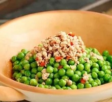 Sweet Pea and Pork Mixture