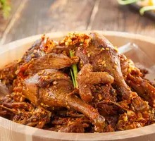 Sauce-Flavored Shredded Duck