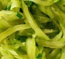 Cold-mixed lettuce strips