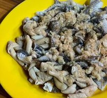 Steamed Fish Skin and Goose Intestine