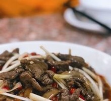 Beef Stir-Fried Rice Noodles