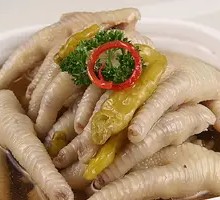Sichuan-style Pickled Chicken Feet