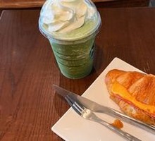 Ham and Cheese Croissant
