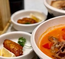 Beef Noodle Soup with Tomato Broth