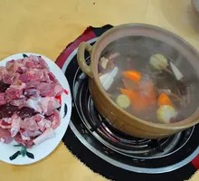 Clear Nourishing Herbal Chicken Stew with Cordyceps