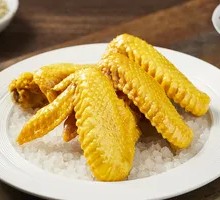 Salt-Baked Chicken Wings