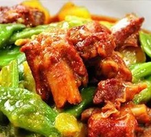 Stir-fried Pork Ribs with Green Beans
