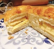 Ice Fire Pineapple Bun