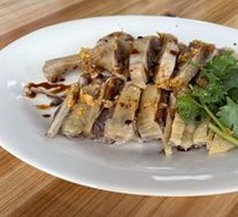Steamed Duck in White Sauce