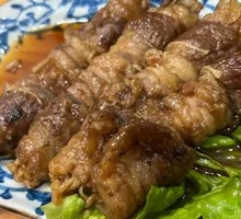 Beef Rolls with Enoki Mushrooms