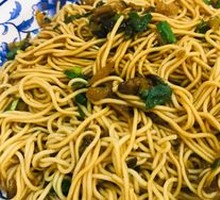 Snow Cabbage and Pork Noodles