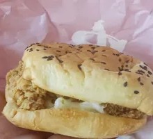 Sichuan Peppercorn Chicken Burger