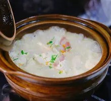 Sea Urchin and Tiaozhou Tofu Soup