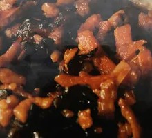 Fish-Flavored Shredded Pork in Clay Pot