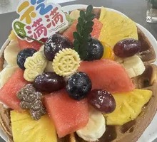 Waffle Fruit Ice Cream