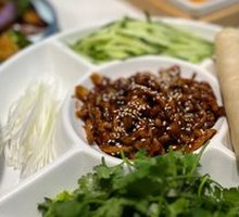 Beijing-style Shredded Pork in Soy Sauce