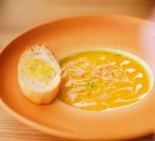 Creamy Almond Pumpkin Soup